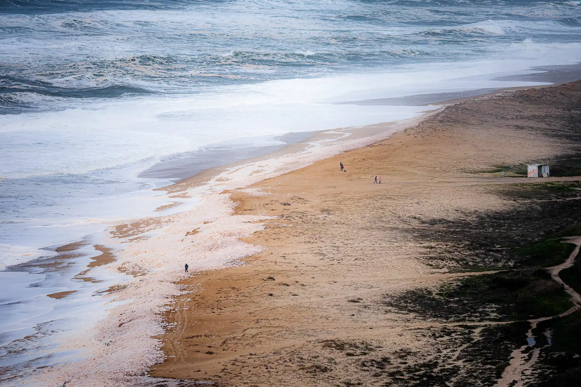 Big Waves in Nazare